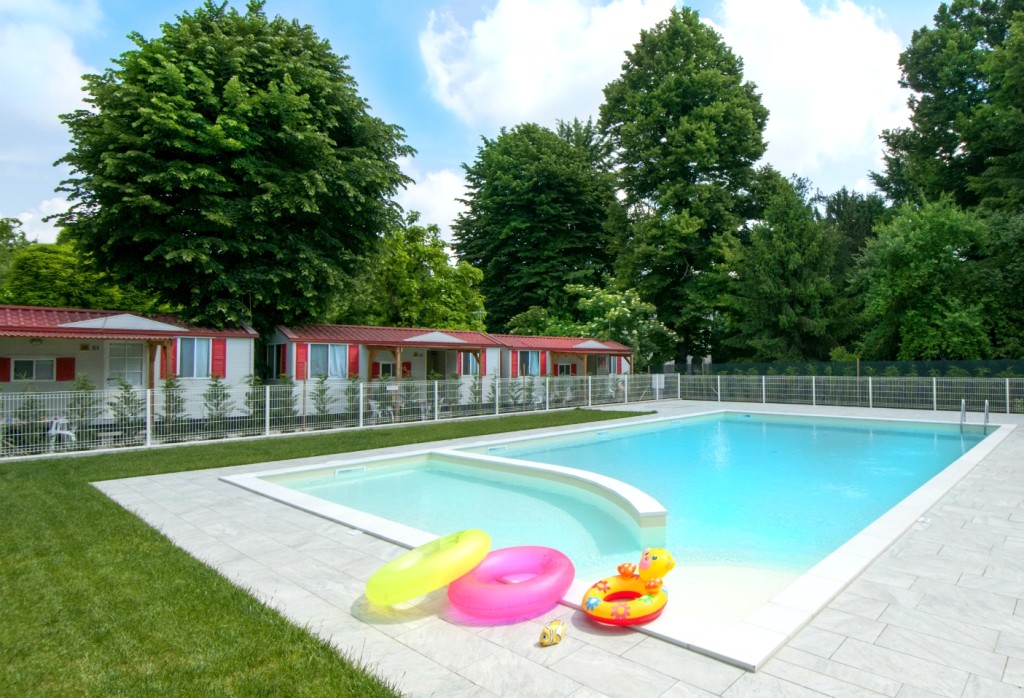PISCINAtagliata